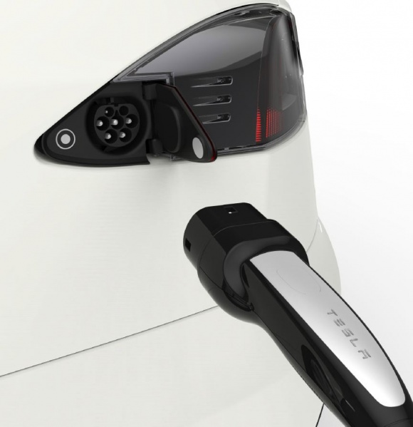 Fichier:Tesla europe connector.jpg